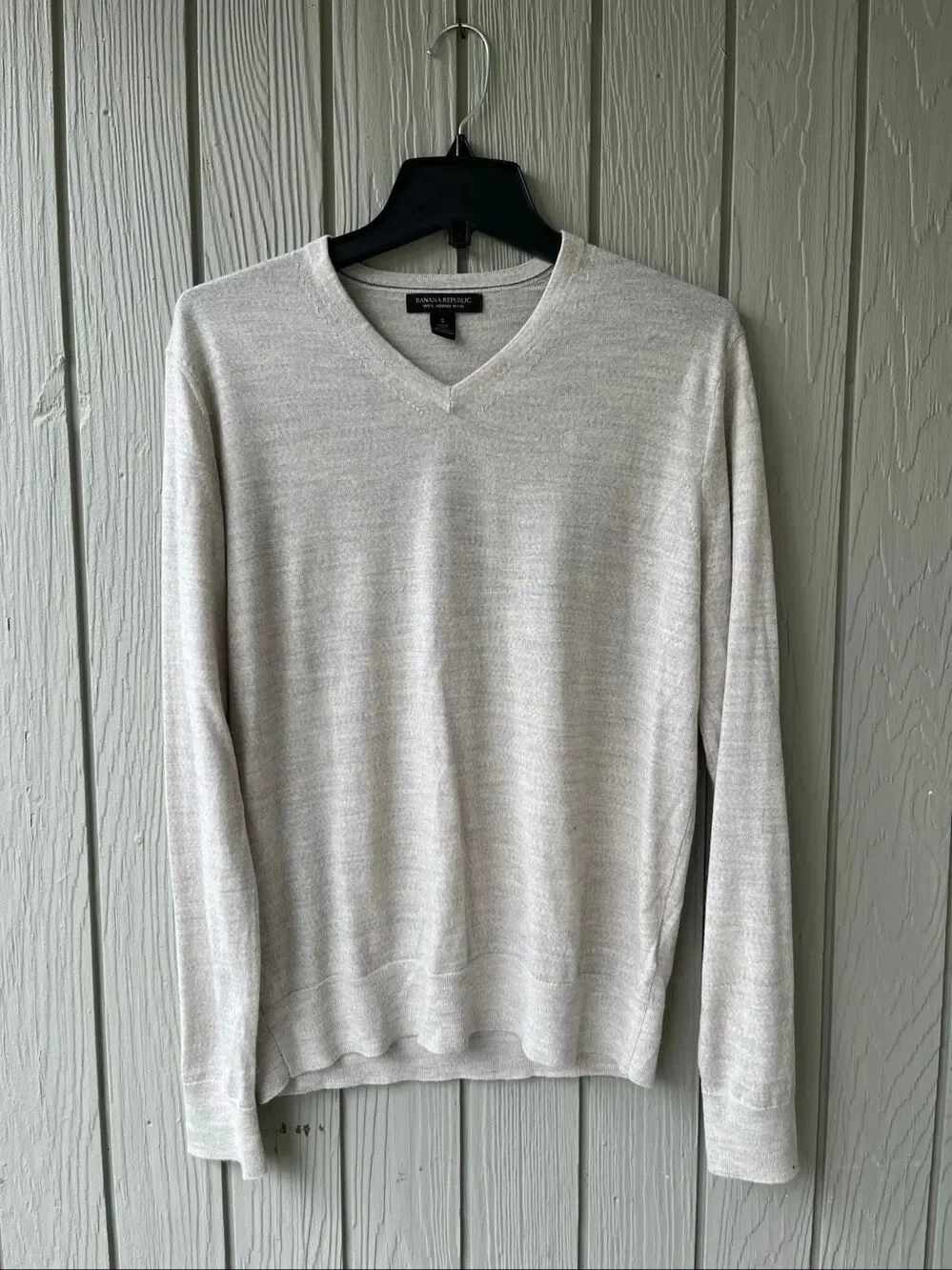 Banana Republic 100% Merino Wool V-Neck Sweater Men’s S Grey Oatmeal